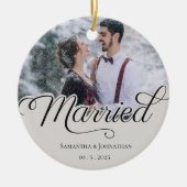 結婚した | クリスマスモダンカップルの写真 セラミックオーナメント (正面)