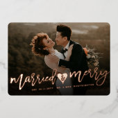 結婚した&メリーブラシスクリプト写真モダン結婚の 箔シーズンカード (正面)