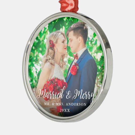 結婚した&メリー結婚の写真クリスマスラウンドW メタルオーナメント (左)