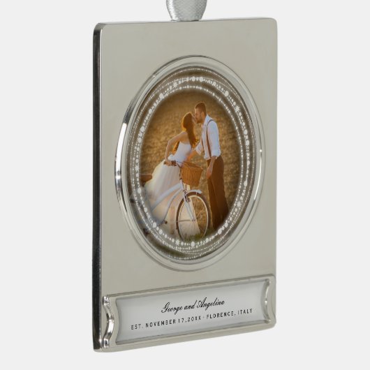 結婚した&明るいキラキラの写真クリスマス1回目 シルバープレートバナーオーナメント (右)