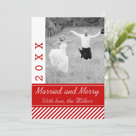 結婚した&赤メリー白いクリスマスのストライプ写真 シーズンカード (スタンド正面)