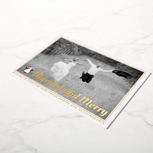 結婚してクリスマスおめでとう 写真入りゴールド 箔シーズンカード (回転した状態)