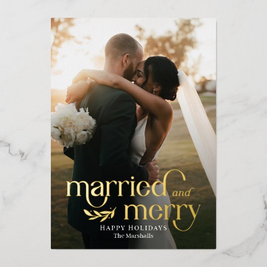 結婚して幸せな二人の新婚写真ホリデーカード 箔シーズンカード (正面)