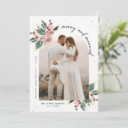 結婚して幸せな現代のクリスマスの写真アーチ シーズンカード (スタンド正面)