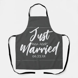 結婚しました デート 結婚ギフト かわいい エプロン