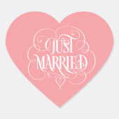 結婚しました！豪華なカリグラフィー文字とハート ハートシール (正面)