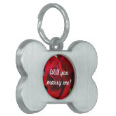 "結婚します私とか"。 赤いバラのメッセージ ペットネームタグ (正面左)