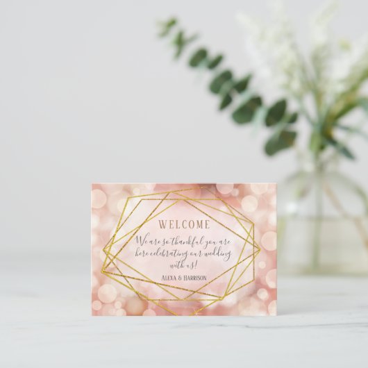 結婚のウェルカム座席表幾何学的《写真》ぼけ味ピンク プレイスカード (スタンド正面)