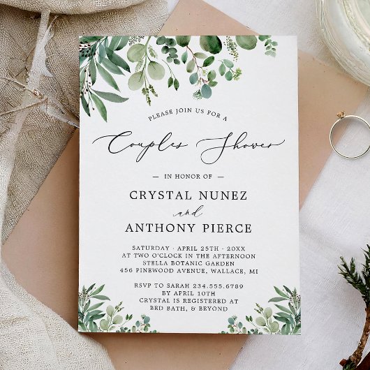 結婚のカップルが緑のユーカリのユーカリ葉ス 招待状