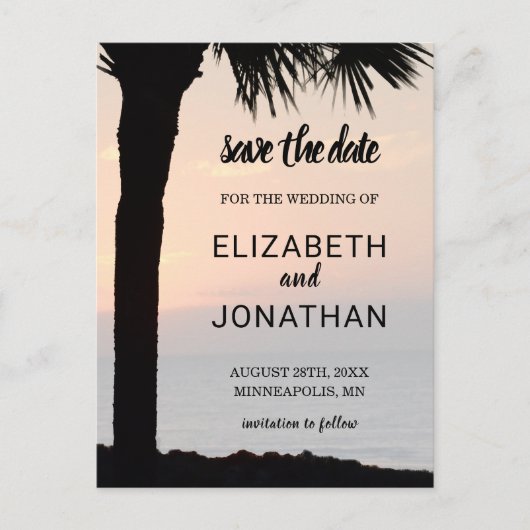 結婚のサンセットとパームツリーシルエットビーチシーン 案内ポストカード (正面)