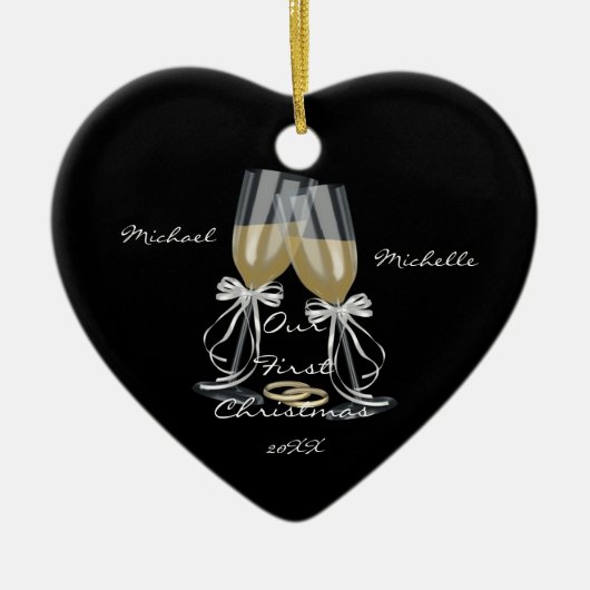 結婚のトースト私たちの初めてのクリスマスオーナメント セラミックオーナメント (正面)
