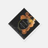結婚のブラックグリッター詳細とオレンジフローラ スタンダードカクテルナプキン (角)