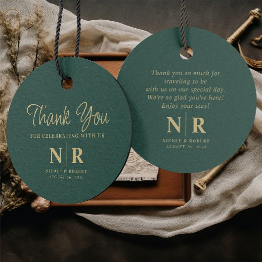 結婚のモノグラム歓迎抱き枕またはバスケット フェイバータグ