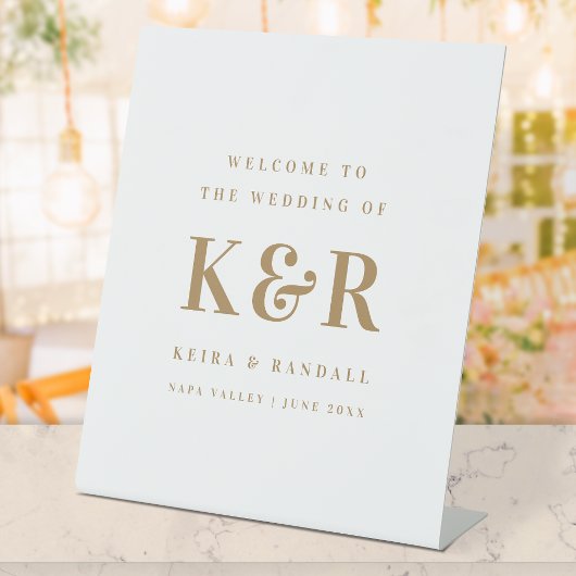 結婚のモノグラム金ゴールドとホワイトウェルカム 台座サイン
