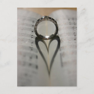 結婚のリングや輪ハート影 ポストカード