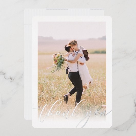 結婚の写真感謝していミニマモダンルオーバーレイ 箔招待状 (封筒)