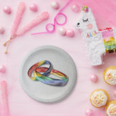 結婚の平等のための虹の結婚指輪 ペーパープレート (パーティー)