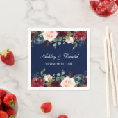 結婚の水彩フローラブルゴーニュ・ブルー スタンダードカクテルナプキン (インサイチュ)