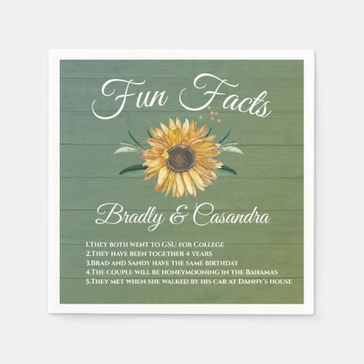 結婚の素朴おもしろいファクトひまわりグリーン木材 スタンダードカクテルナプキン (正面)