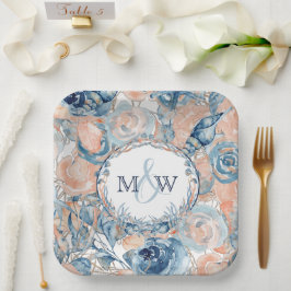 結婚の航海のビーチシェルとバラ ペーパープレート