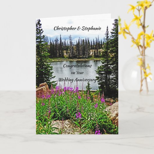 結婚の記念日、深いピンクの花、湖、名前 カード (黄色い花)