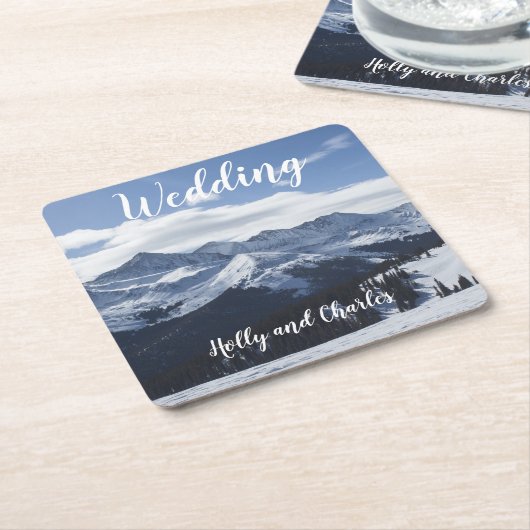 結婚コースター。大気の雪の山 スクエアペーパーコースター (アングル)