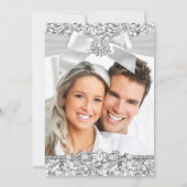 結婚ズシルバーブルーグリッタージュエルボウ 招待状 (裏面)