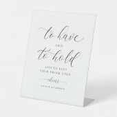 結婚冷たく飲み物を持ち保続けよ 台座サイン (正面)