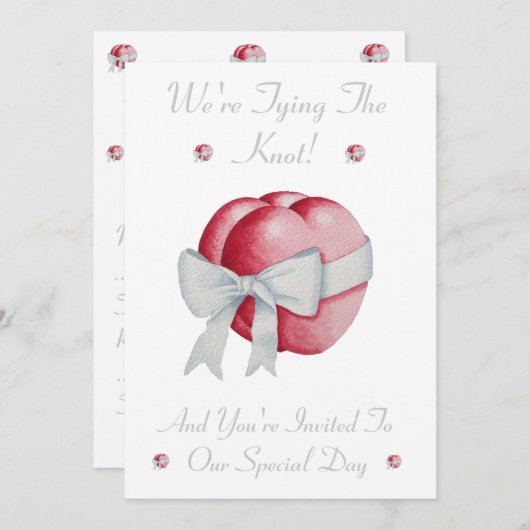 結婚式のために白い弓を持つロマンチックな赤いハート 招待状 (正面/裏面)