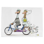 結婚式のカップルのキリン ラージペーパーバッグ (裏面)