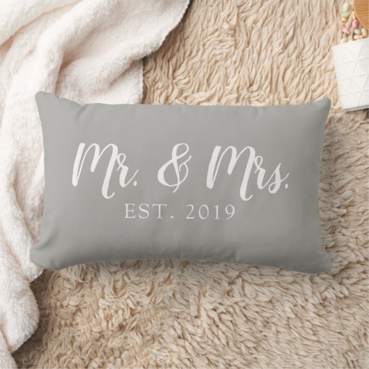 結婚式のスクリプト枕 Mr. and Mrs. ランバークッション (ブランケット)