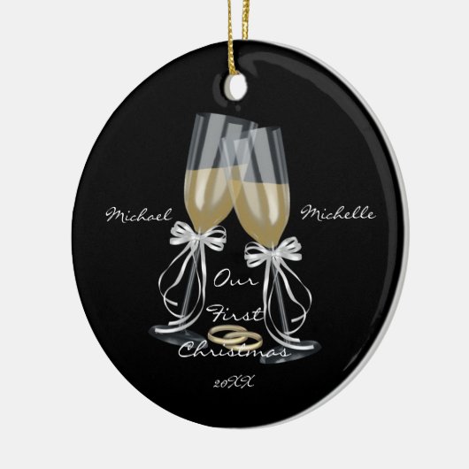 結婚式のトースト私達の初めてのクリスマスのオーナメント セラミックオーナメント (左)