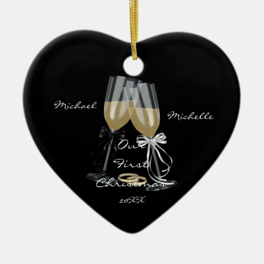 結婚式のトースト私達の初めてのクリスマスのオーナメント セラミックオーナメント (正面)