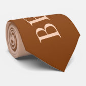 結婚式のベストマンへの提案のため、さびた茶色のブラウン ネクタイ (ロール)