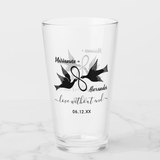 結婚式の仲の良い恋人同士の無限|カスタムのカップルの名前 タンブラーグラス (裏面)