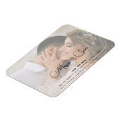 結婚式の写真を使ったスクリプト名のウェディング・セーブ・ザ・デート マグネット (左側)