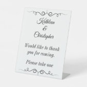 結婚式の引き出物ありがとう来さん 台座サイン (正面)