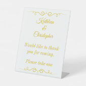 結婚式の引き出物ありがとう来さん 台座サイン (正面)