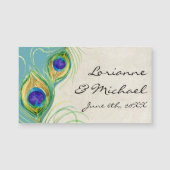 結婚式の引き出物の披露宴の孔雀は水に羽をつけます (正面)