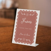 結婚式の引き出物は1つのパペルピカドメキシコを取る 台座サイン