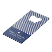 結婚式の引き出物カスタム新郎新婦デートストライプ クレジットカード栓抜き (正面アングル)