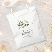 結婚式の引き出物バッグラブイズスイートオリーブ フェイバーバッグ (クリップ留めされた状態)