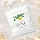 結婚式の引き出物バッグラブイズスウィートレモン&葉ズ フェイバーバッグ (クリップ留めされた状態)