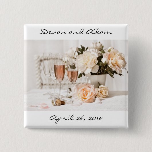結婚式の引き出物ボタンシャンペンおよび花 缶バッジ (正面)