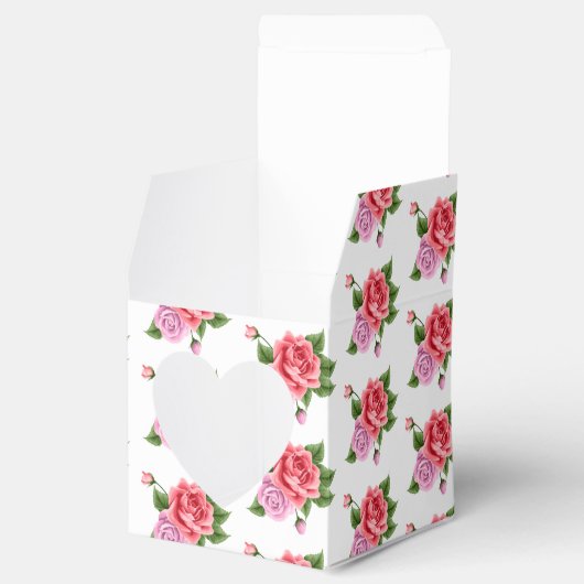 結婚式の引き出物ボックスとハートウィンドウ フェイバーボックス (オープン)