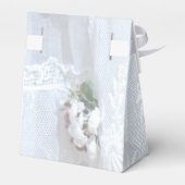 結婚式の引き出物ボックス、ヴィンテージレース フェイバーボックス (裏面サイド)