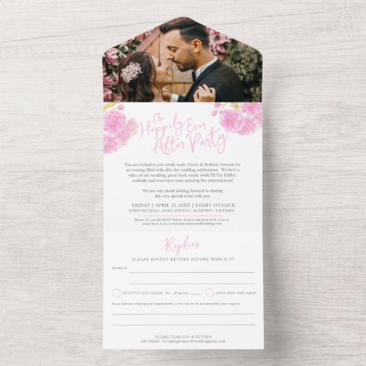 結婚式の後の写真ピンクの春の花 オールインワン招待状 (内側)