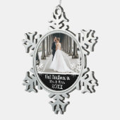 結婚式の思い出の写真 ブラック 結婚後初のクリスマス Mr & Mrs スノーフレークピューターオーナメント (右)