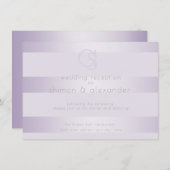 結婚式の招待状 | ライラック シャンパー ストライプ モノグラム エンクロージャーカード (正面/裏面)