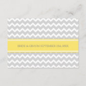 結婚式の方向は黄色い灰色のシェブロンを梳きます エンクロージャーカード (裏面)